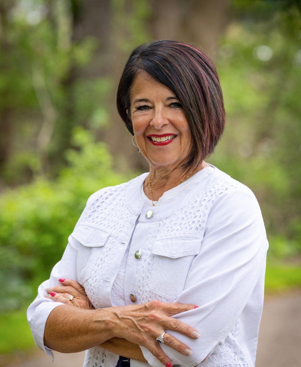 Shouting out our board chair Michele Cerminaro for #WomensHistoryMonth

Michele has a passion for developing female leaders &amp; helping drive positive change in our community thru philanthropy. She not only leads but leads by example. Proud to have her leading our board!
