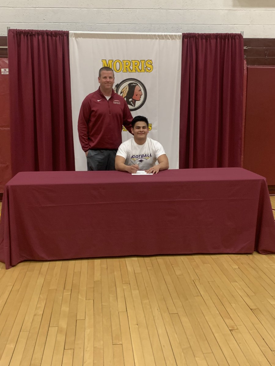 jorge4oza's tweet photo. #AGTG I would like to announce my commitment to @Mckendree_FB. Thanks to @CoachRejfek, @MikeBabcock44, and @CoachSKelly44 for the opportunity. #letsride💯 https://t.co/gsuP5c8uvN
