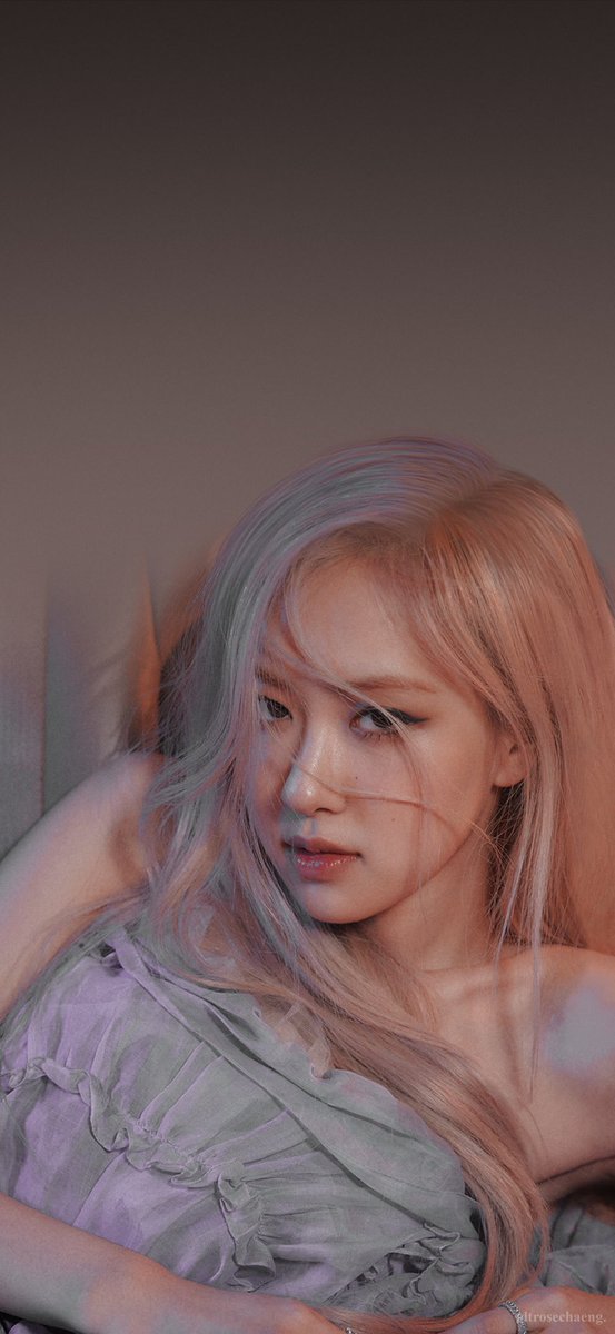SOLOIST ROSÉ ANNIVERSARY
#OneYearWithR
#R러뷰_로제솔로_1주년