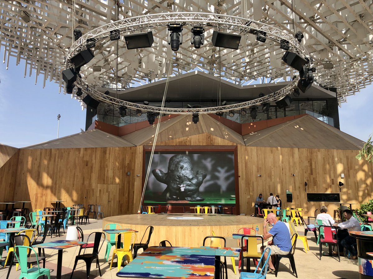 ThePaulFaulkner's tweet photo. Thank you to the team @Expo2020Aus - especially the @TIQld_Europe gang - for such a warm welcome and fantastic experience at the Australian pavilion. Incredibly impressive set up &amp; approach to doing business 👏🇦🇺🇬🇧🇦🇪🦘 https://t.co/Csmp6H1xvO