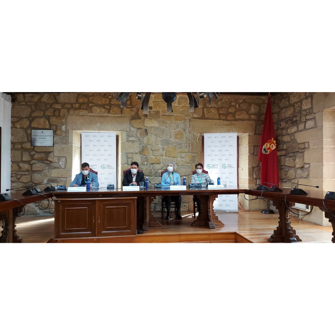 ContraCancerGP's tweet image. Zarautzen ere bai, minbiziaren aurka batera bidaiatzen dugu! 🚌💚

Este bus recorrerá las calles con el objetivo de informar a la población de la localización de las sedes y de los servicios gratuitos que ofrece la Asociación en toda la provincia.