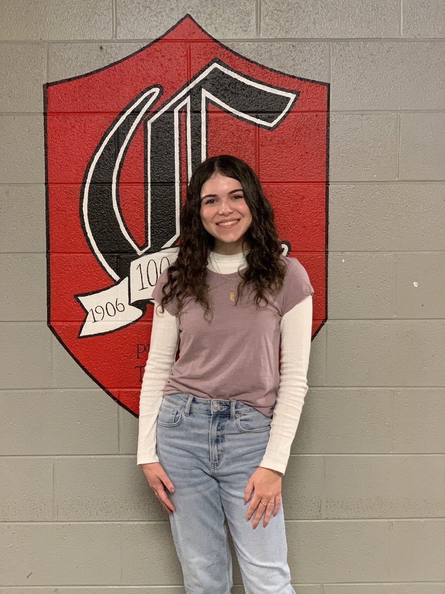 KCSDrBrown's tweet photo. Congratulations to the Class of 2022 Valedictorian, Ella Blair @ellaeblair. We are are incredibly proud of all that she has accomplished in her 4 years at @KnoxCentralHS. #CentralProud #GoBobcats #PrideandTradition https://t.co/uoVU5iGxVb