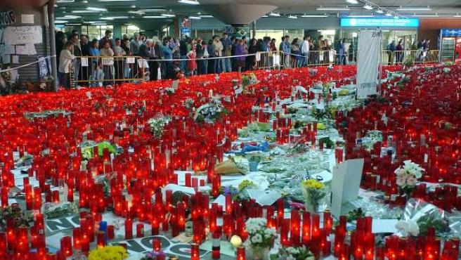 vanecillarg's tweet photo. El rincón de Vane: 11 de marzo del 2022: Marcado por la violencia. https://t.co/TpvNa4CxmS 

#11deMarzo #Atocha #RusiaVsUcrania #GuerraEnUcrania #atentados https://t.co/1UDCuLf2CS