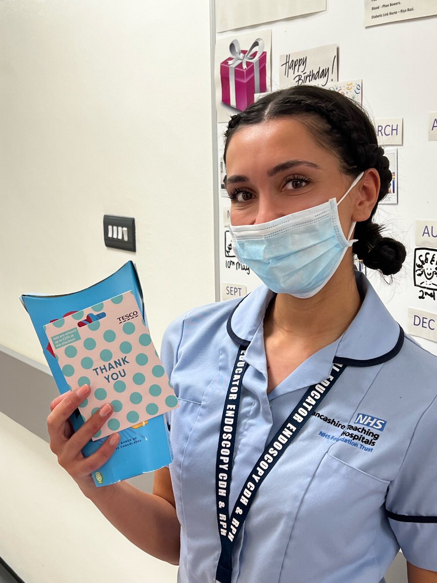 lindzy lowe tweet media