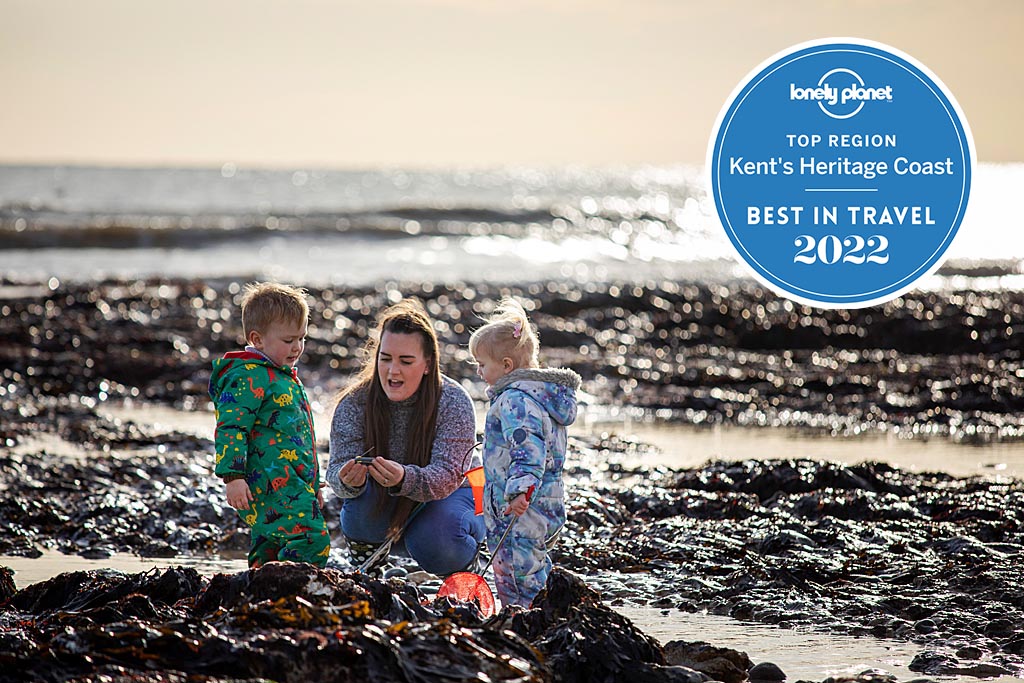 VisitDover's tweet photo. A fortnight to go 'til #MothersDay weekend! Choose something unique &amp; personalised for the special lady with a #WhiteCliffsCountry experience 🥰 Find fabulous ideas here 👉
https://t.co/IBJw7HXUAU
#ExperienceWhiteCliffsCountry #escapetheeveryday #LoveDeal #LoveDover #LoveSandwich https://t.co/nTLJcNRpa5