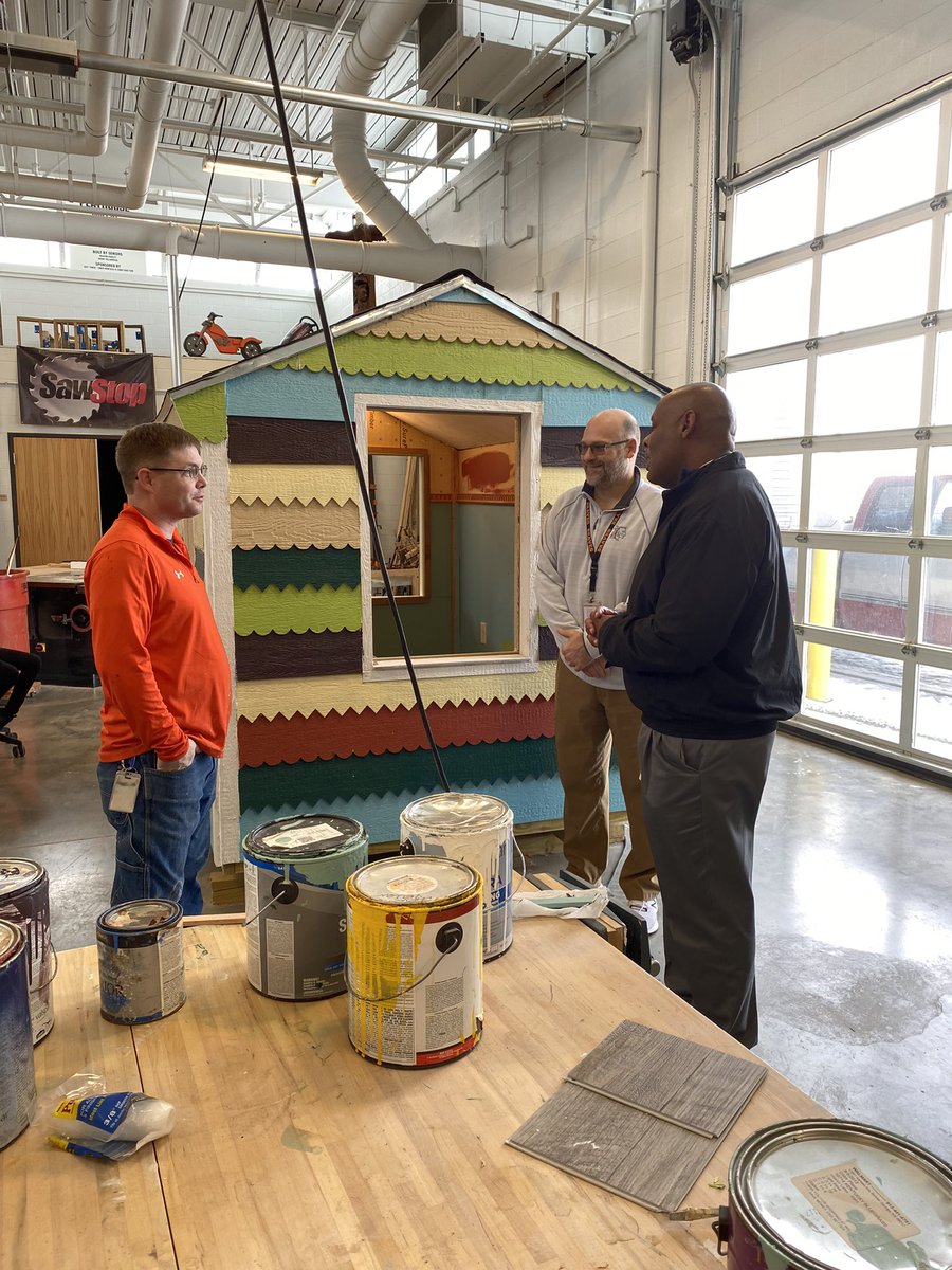 It was a pleasure to host Mayor Tyrone Garner today and discuss our different career pathways and partnership with <a href="/KansasCityKSCC/">KCKCC</a> for dual credit courses and technical programs.