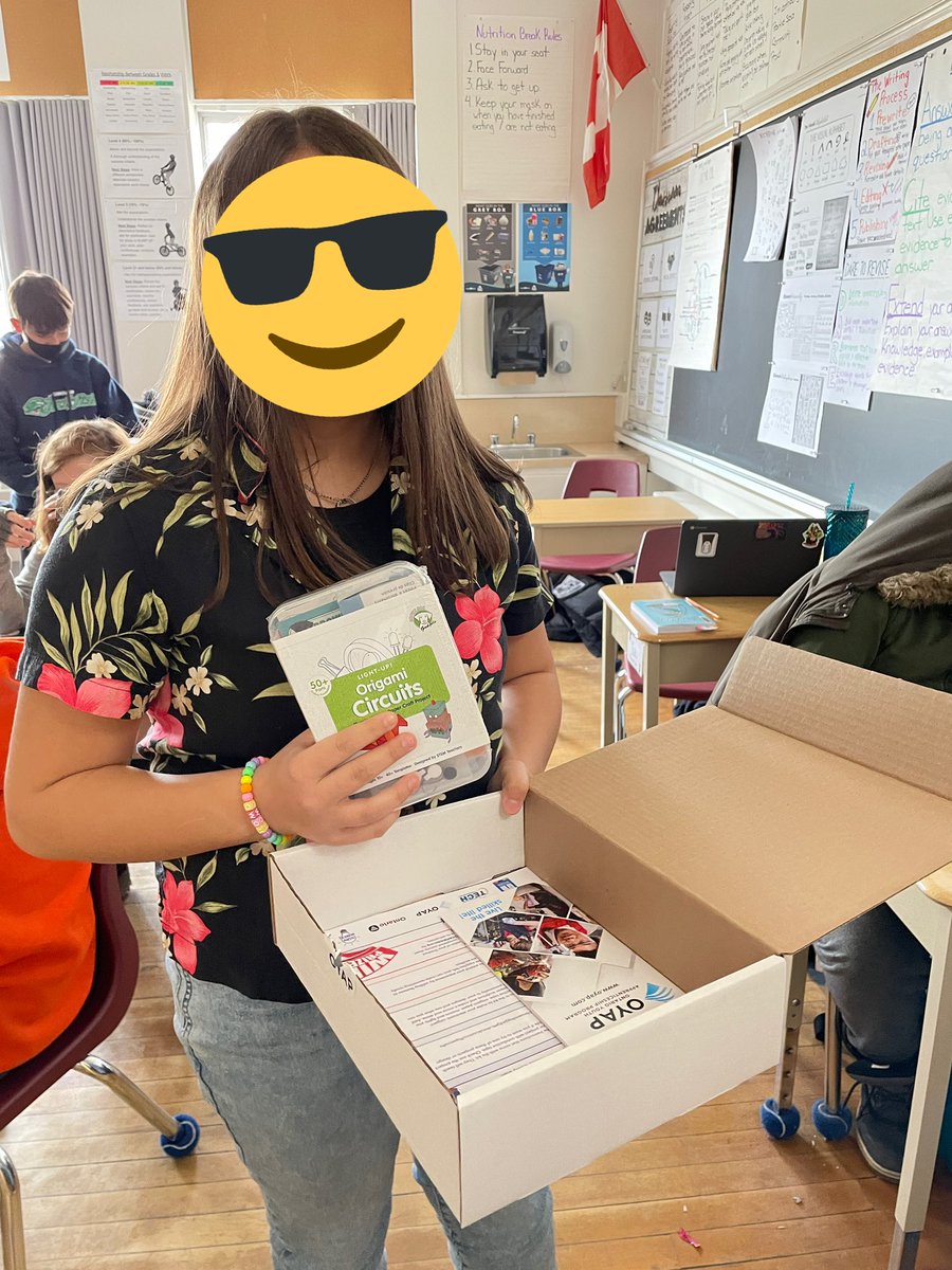 Thank you @DSBNMakers &amp; <a href="/DsbnOyap/">DSBN OYAP</a> for the Try-A-Trade kits! Our <a href="/ross_dsbn/">⚓️ROSS PUBLIC SCHOOL⚓️</a> intermediates are excited to bring them home over the break and work on them! #DSBN