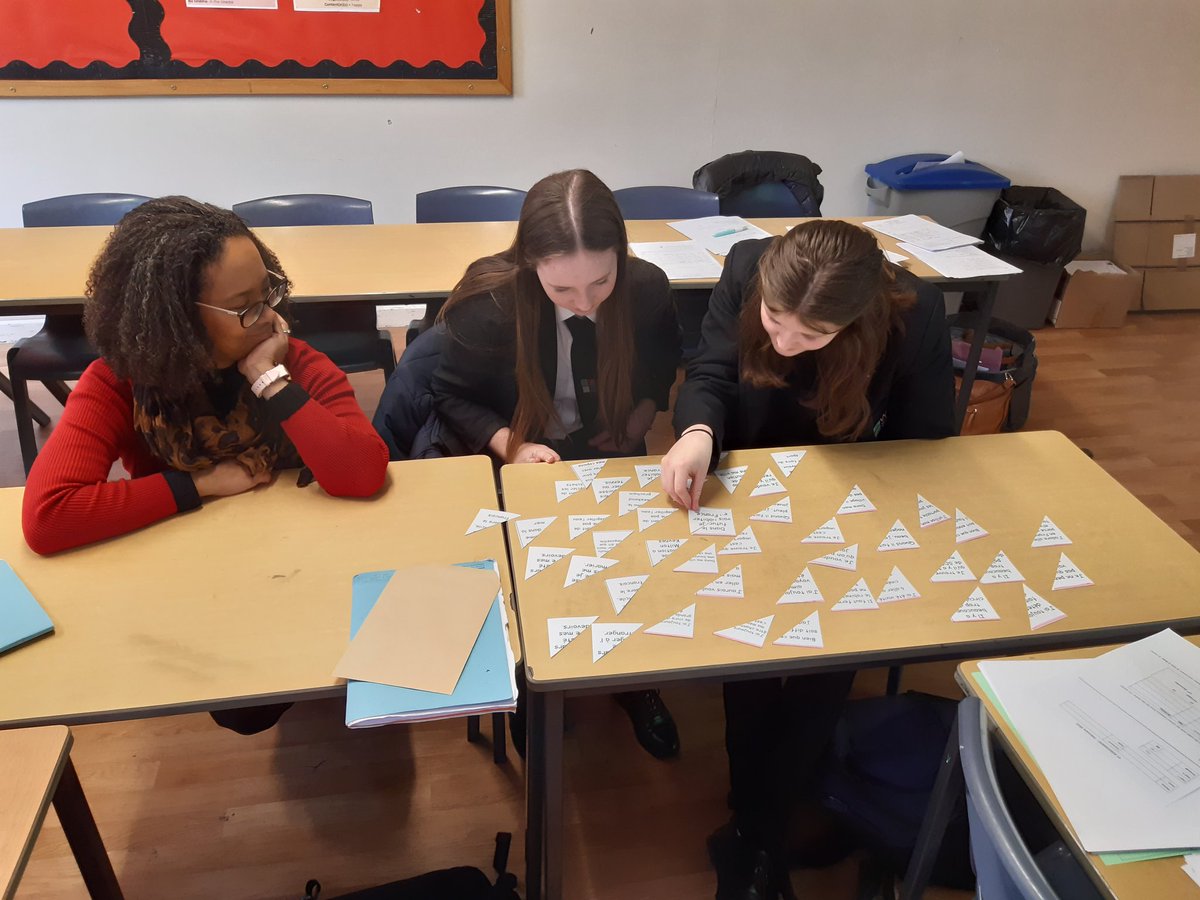 ewsmfl's tweet photo. Y11 playing a negotiation card game to make puzzle sentences in French. The competition was intense! Bravo les garçons! #teamEWS #mflmatters #fundayFriday https://t.co/MdZ7KKVkCD
