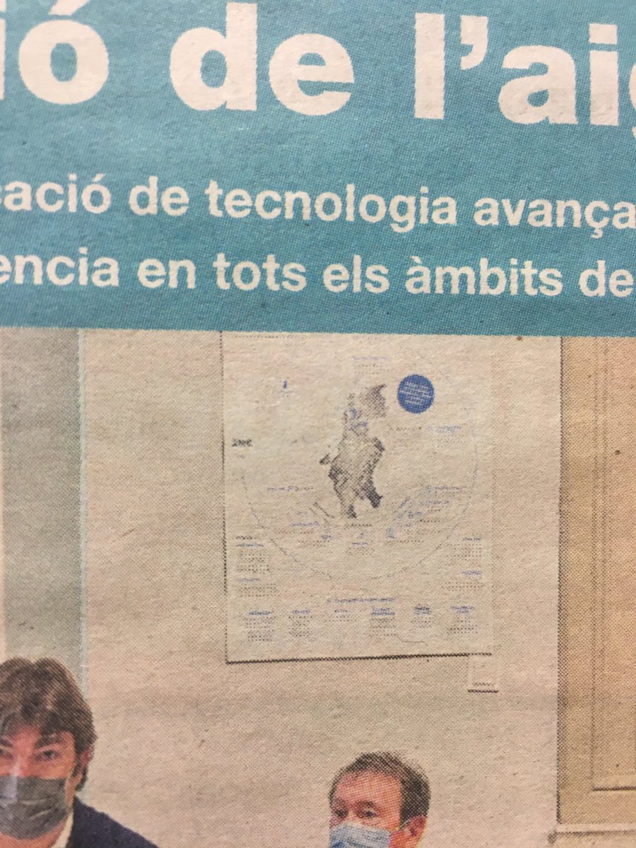 cinquantacinc's tweet image. Es pot dir que han publicat la meva primera infografia a la premsa? 😂😂😂😱