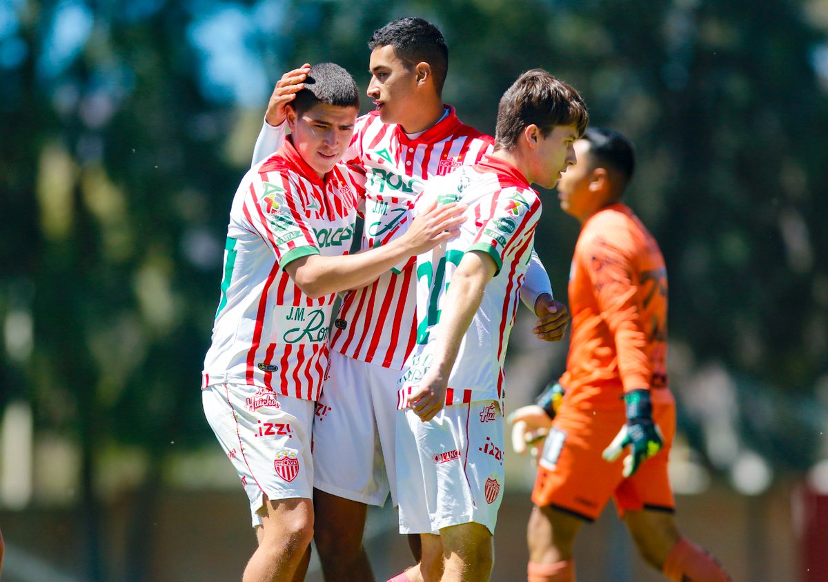 #Sub18LIGAMX | #NECvsQRO | 2-0 | ¡Tres más para seguir el día! Los Rayos #Sub18 se llevaron el triunfo en Casa Club tras un autogol rival y tanto de @MMPA1403. 

#ContiGoNecaxa ⚡