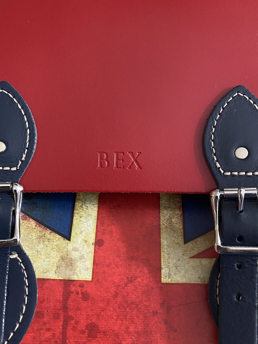 BexSaunders7's tweet photo. Decided to treat myself to a bit of #britchick swag. New Satchel/brief case/laptop bag. Truth be toldโฆwalked into Brit shop in Epcot and no way was I leaving without it. Hand stitched in Liverpool but I didnโt hold that against it. ๐ ๐ฌ๐ง๐ธ๐ผ https://t.co/a17lzFGDvW