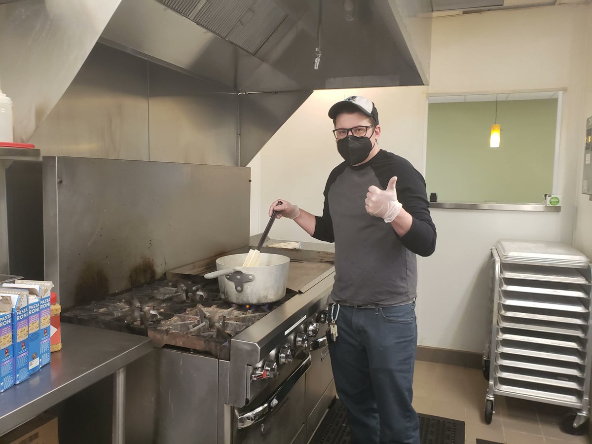 Vail Place tweet media