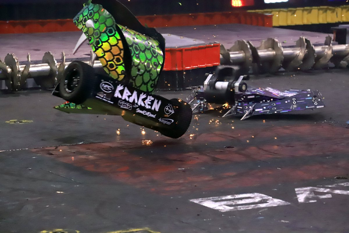 ClosedLoop's tweet photo. 3-0, we go! Congrats to Glitch &amp; Combat Robotics at Berkeley for last night's win on @BattleBots against Kraken!

Our sponsored rookie bot is now ranked #9 out of 32 teams. We're going for the Giant Nut 🏆!

#closedloopcares #STEM #robotics #battlebots #community https://t.co/yLyXYd6eD4