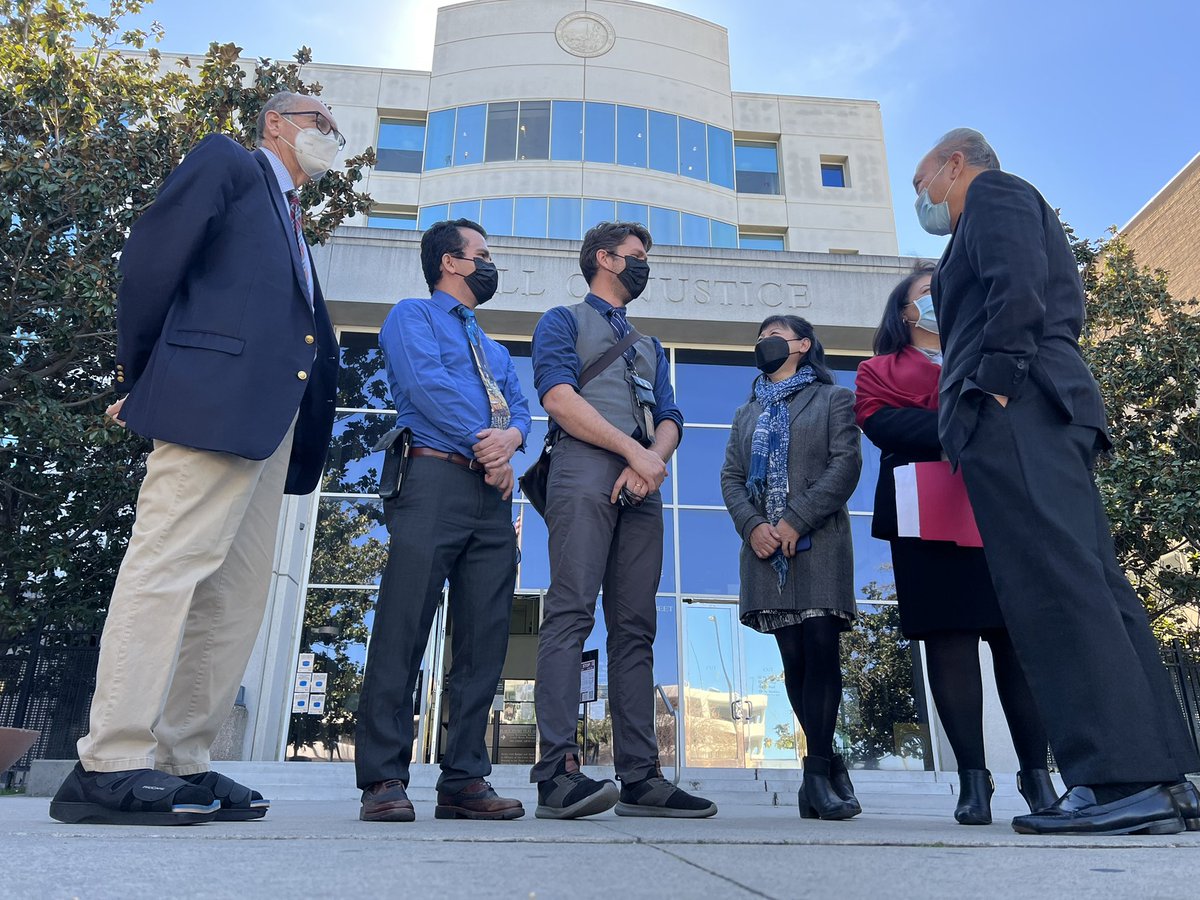 newsdamian's tweet image. #NEW 
Dozens of Court interpreters across Northern California walk out today. 
They’re protesting pay. 

“Interpreters are not a luxury. They’re a necessity… Cases can be dismissed because of this.”- Legal Analyst Steven Clark