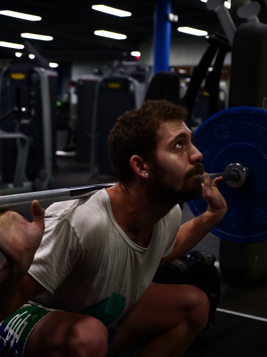 RTcorness's tweet photo. Some shots from gym the other day. 

Having trouble dieting? Lost in the gym? Not showing results just shoot me a message i gotchu https://t.co/987AFXTavN