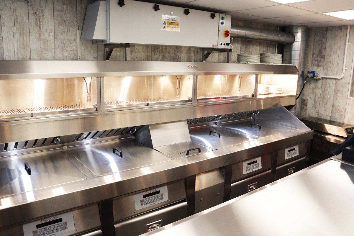 Lincoln BIG tweet media