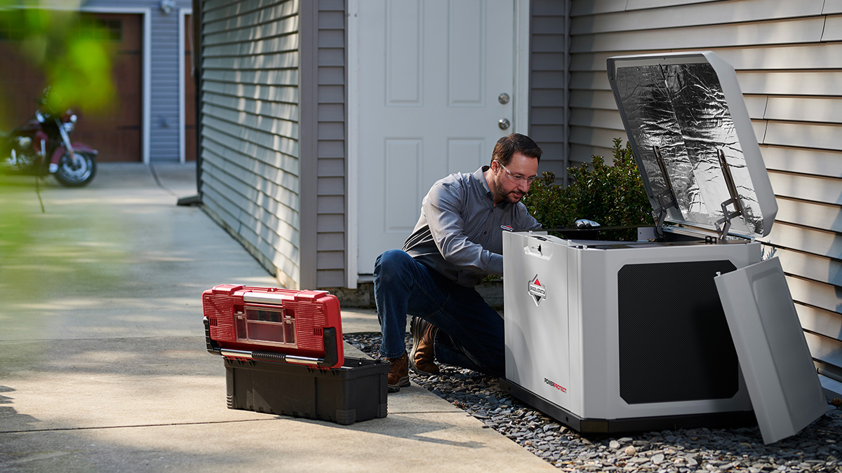 BriggsStratton's tweet photo. Take home protection to a new level. ⬆️ Follow these three safety and maintenance tips for #HomeGenerators to make sure your generator is 💯 ready for the next #PowerOutage. https://t.co/aV0cD1HXdd https://t.co/9FsQhhOZYy
