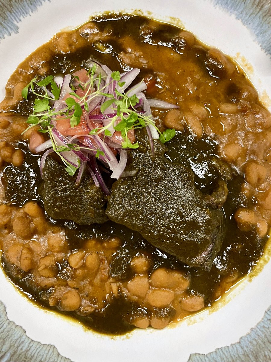 RaphaelExpress's tweet photo. It’s a great weekend to join us in Ottawa at Raphaël Express! While Peru is known for its bright and refreshing menu items, we have hearty meals like Seco Norteño and Carapulcra that go well with the late winter season. See our website, powered by @Shopify https://t.co/AJyQDqczkL https://t.co/5hrIrEoVXE