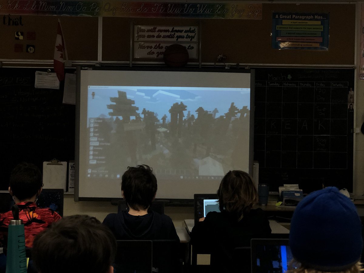 HarrisfieldGr8's tweet photo. Finally had some time to work on a #MinecraftEE monthly build. We planned out some treehouse designs and built them in game. Student convos were amazing to listen to. @Harrisfield1 #TVDSB https://t.co/hc7Y7zlXuh