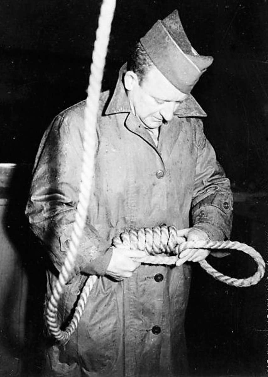 GSpalmatore's tweet photo. putin
lavrov
abramovich

must be hanged in #Nuremberg2 #Aja
#UkraineWar
#bootontheground #VladimirPutin #RussianCriminal https://t.co/nnNKk3UwoD
