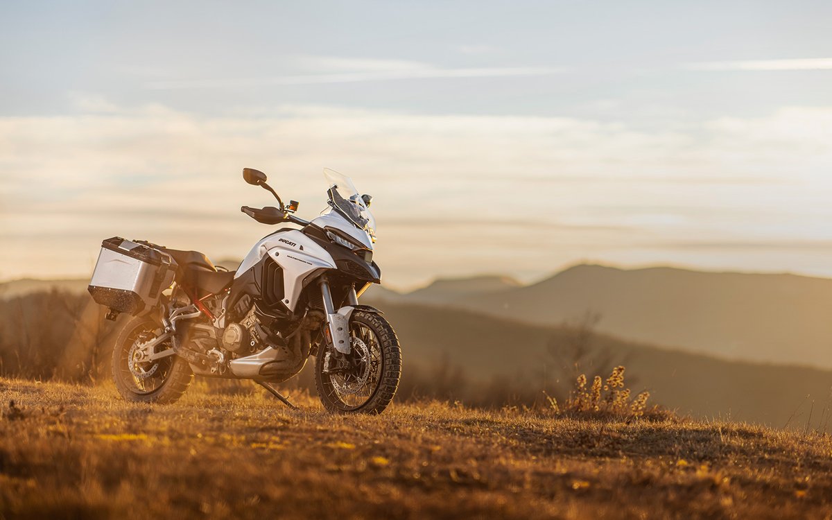 Cyclewise's tweet image. Ducati Multistrada V4
Sportier and  more touring, stronger in off-road use and easier in urban action. Lightweight and compact with excellent riding comfort.
Financing as low as 2.99% for 48 months. cyclewisevt.com/inventory/2022…