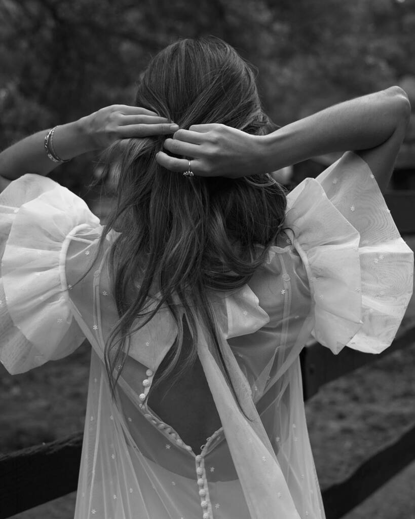 Espaldas con detalles y mangas de ensueño.
Dreamy back details and sleeves.

#immaclenovias #romanticgown #romanticbride #uniquebride #modernbride #elegantwedding #elegantbride #stylishbride #noviasconestilo #noviasromanticas #noviasunicas instagr.am/p/Ca-ayxYLmnq/