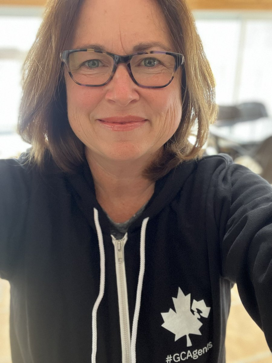 mcsaccy's tweet photo. @NatashaCoteKhan Can I join your show-and-tell? Very excited to receive the #FASwag today! https://t.co/qpLmYcVdVB