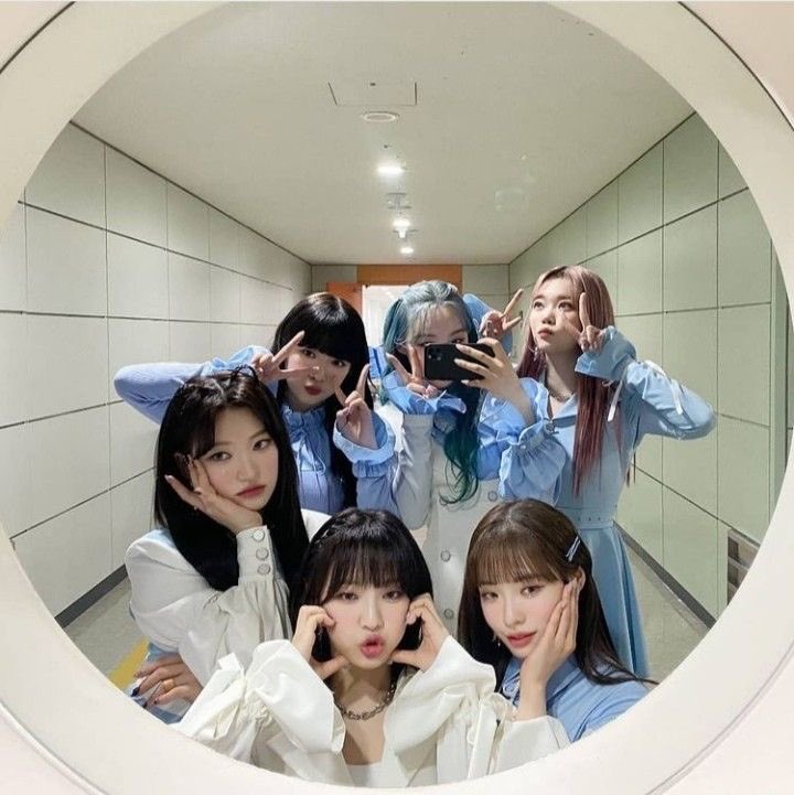 Billliefolder's tweet photo. Hi ! This a new account for our girls #Billlie ♡

↳ this account will post pictures of billlie very regularly. This is a photo album on Twitter, occasionally I'll make edits. I hope you enjoy the content and I hope there will be many billlie’ve to support them https://t.co/oiZQY2s97R