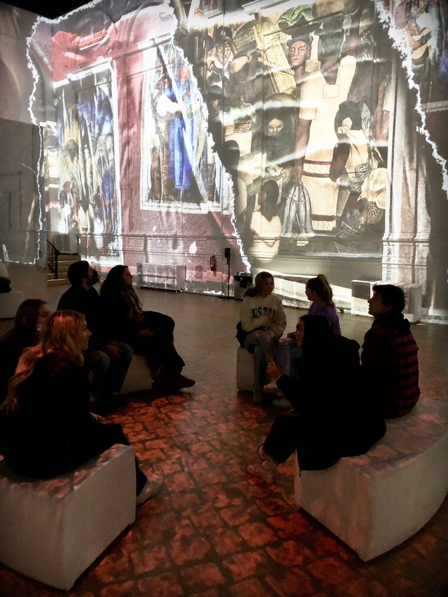HUMANITIESofPHS's tweet photo. Fun day in Humanities. Our morning began by taking in the beautiful work of Frida Kahlo @LighthouseArtC https://t.co/PQyNsW2Q78