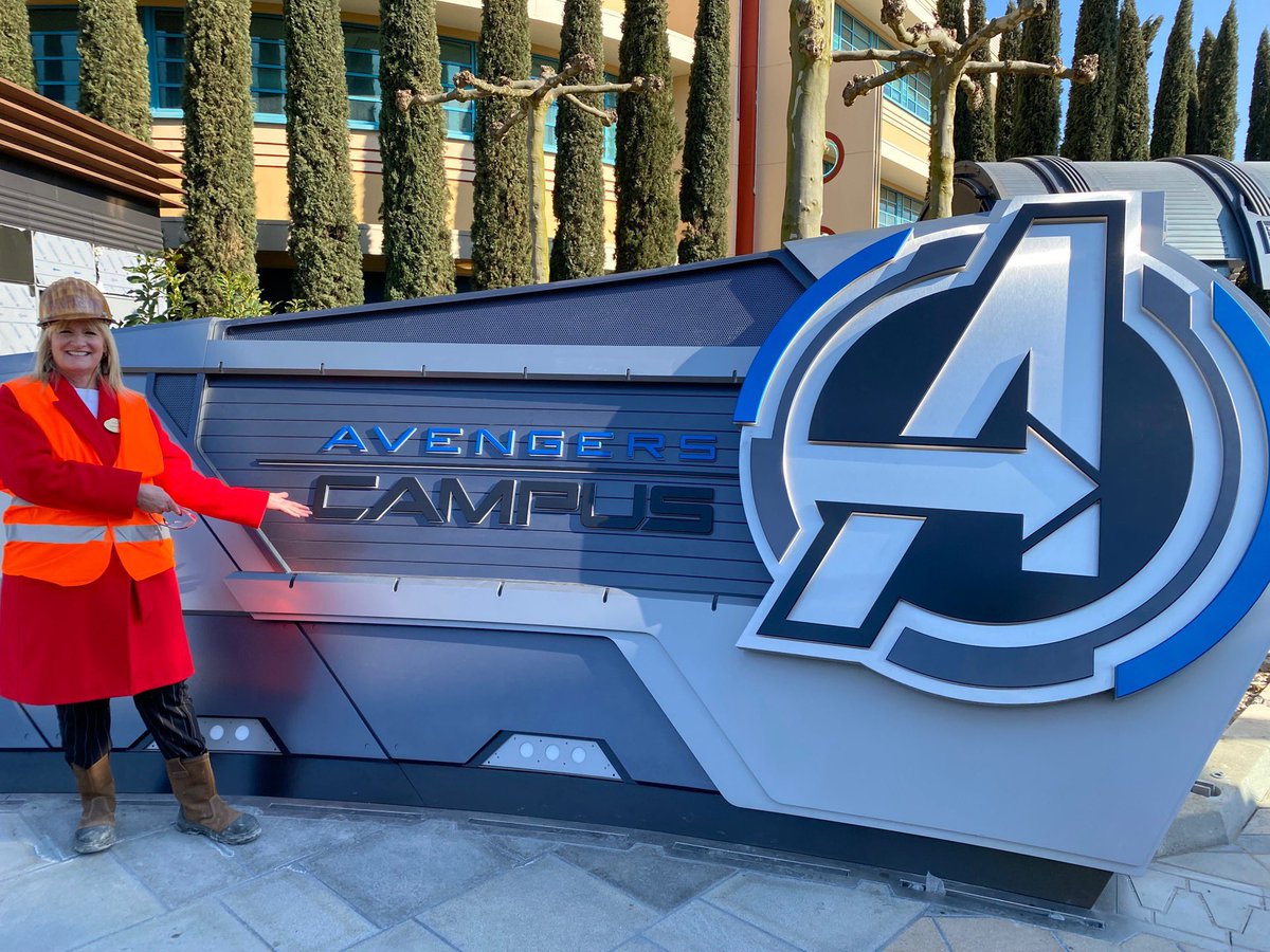 LeQGdesSupers's tweet photo. L’enseigne Avengers Campus a été installée à Disneyland Paris!
La zone spéciale Marvel devrait ouvrir cet été sur le parc.

(Source: @DLPReport). https://t.co/82q5BELSpK