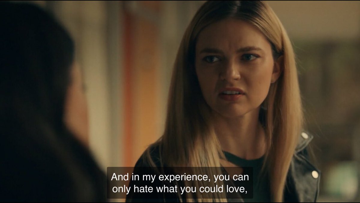 hizziesbitch's tweet photo. looking a little familiar?? #Legacies #Klaroline #HIZZIE https://t.co/Blk8fzalmn