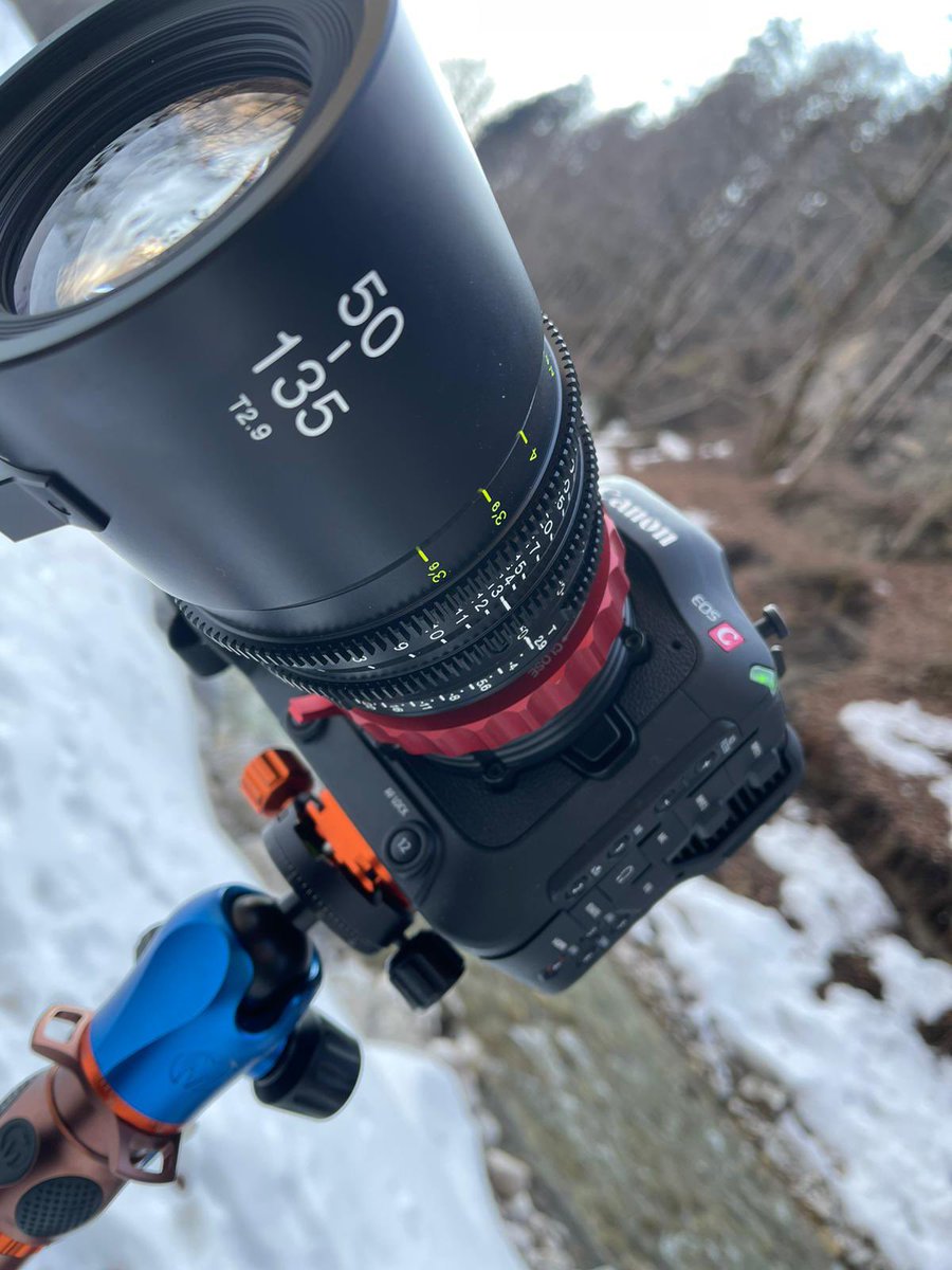 broadcast_epic's tweet photo. We tested out the @TokinaUsa @chungmedia 25-75mm and 50-135mm Tokina cine zooms and the results from both lenses were Fantastic, the 25-75mm is beautiful and zero breathing on focus pulls,sharp but a beautiful look and fall off #tokinacine #25-75mmtokina https://t.co/XxlW9ezZ1c