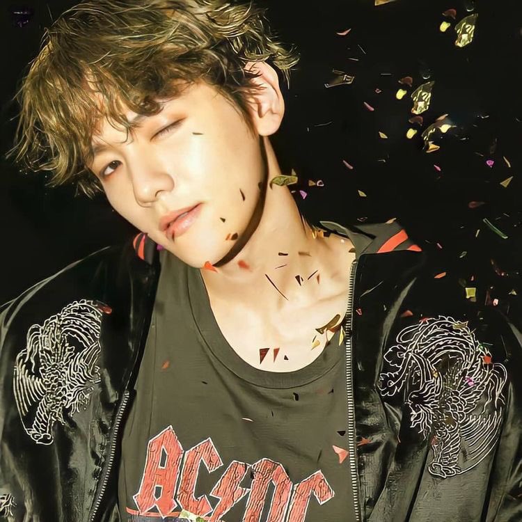 msViscaria's tweet photo. Daily Bacon 🥓 edits/photo’s
#illberightback 
#BAEKHYUN𓃥 #EXO #SuperM @superm @weareoneEXO https://t.co/rZnCmlBiXU