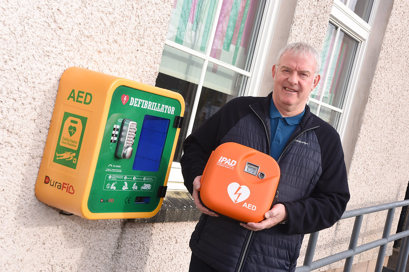 falkirkcouncil's tweet photo. You cast 16,000 votes, and now £1.2m of public funds will go to local groups as part of our Community Choices capital fund – including Forth Valley First Responders, who plan to install defibrillators in each Council ward. ⚡💙

Read more ➡️ https://t.co/kF4vYr7tVd https://t.co/NioO5AH928
