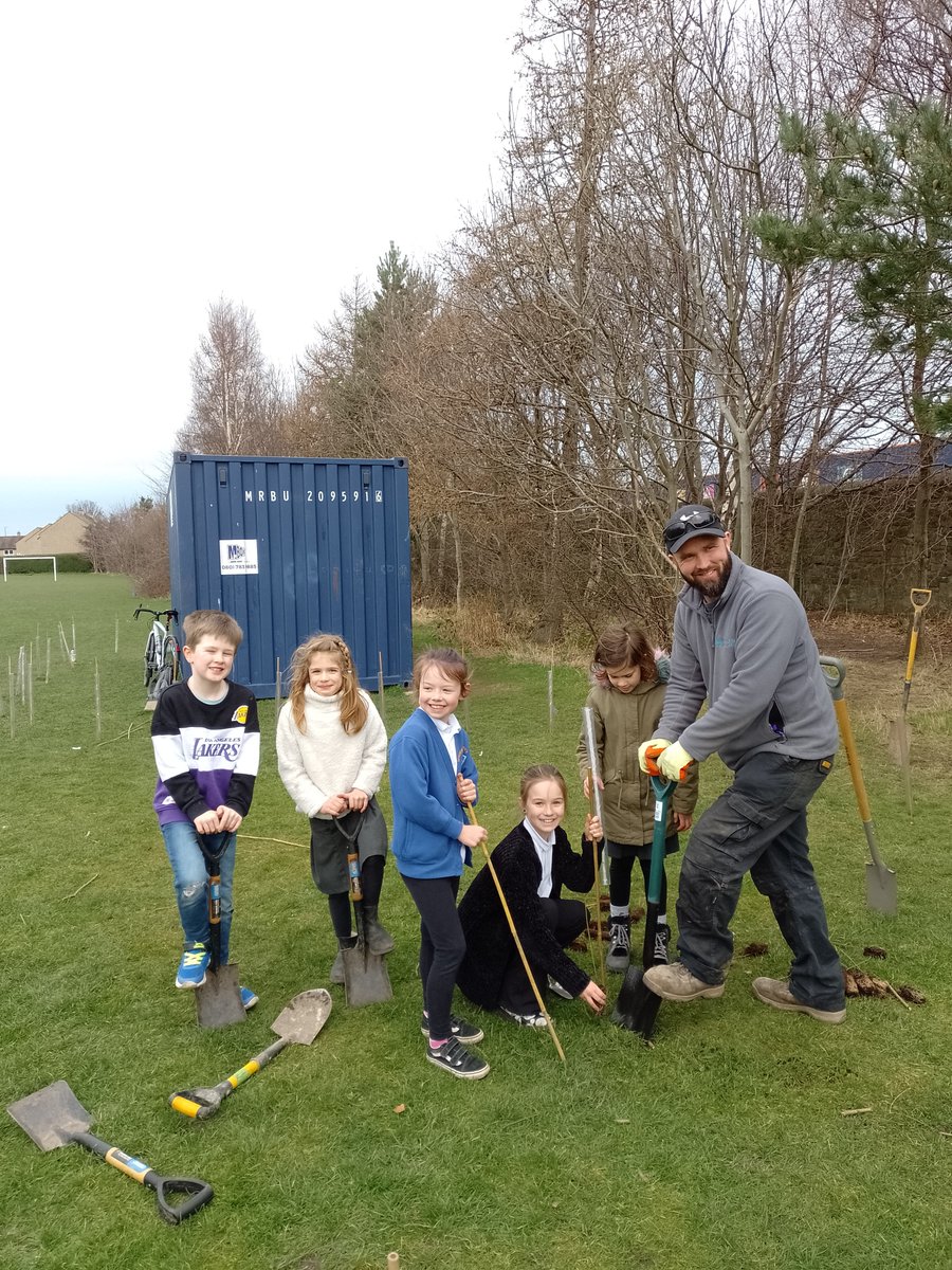 BrunstaneP's tweet photo. Thanks to the amazing folk who gave their time to plant @WoodlandTrust trees @BrunstanePS. Looking forward to some brilliant colour and exciting areas for the kids to explore in years to come #bigclimatefightback #naturalspaces https://t.co/D3HYoN7PK6