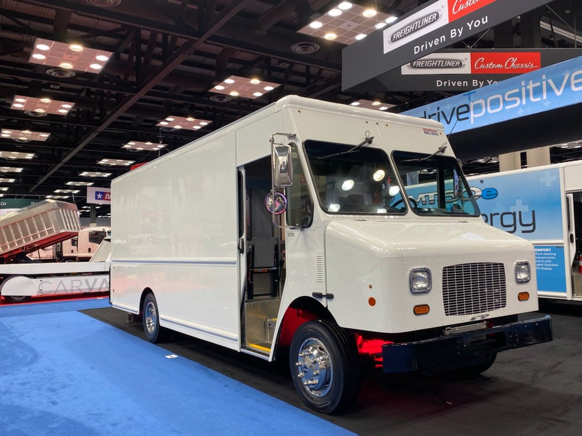 We thank our partner @DriveFCCC for showcasing a Morgan Olson body at their @WorkTruckWeek booth! #worktruckweek #wtw22