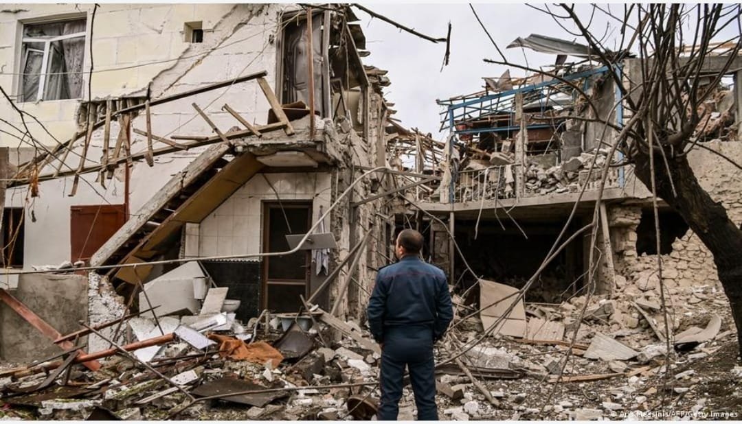 StyopaS's tweet photo. This is not #Ukraine !!! This was in #Artsakh.
Just 18 months ago, Azerbaijani forces with the assistance of #NATO member Turkey and with the engagement of Syria's terrorists, bombed the civilian Armenian population of #Artsakh and attacked them. The #world was mostly #silent. https://t.co/NCrgTogH0P