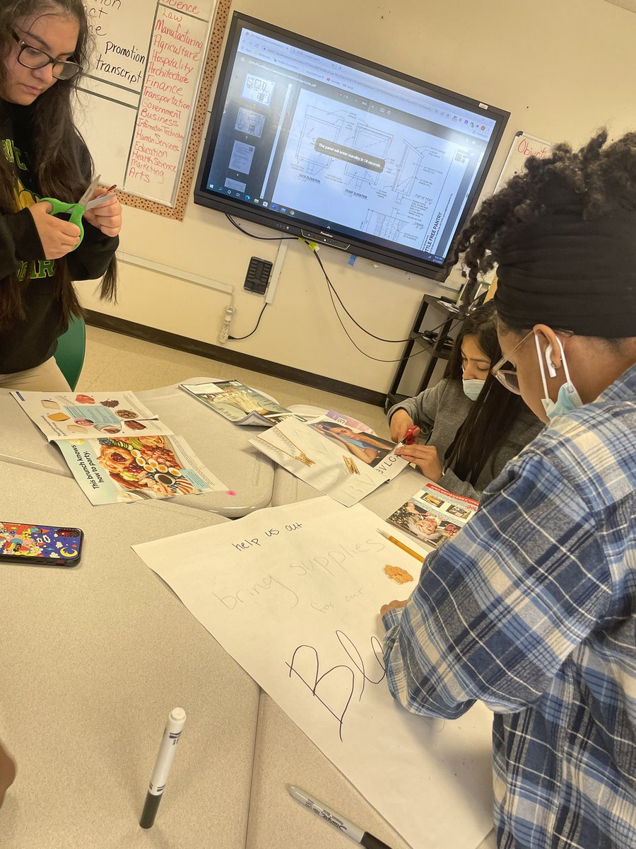 JCM_ECH's tweet photo. On Fridays we build a #BlessingBox for our JCM-ECH community! These students are awesome @suptking @JMCSchools π―π― ππ https://t.co/AuxUDWjrCe
