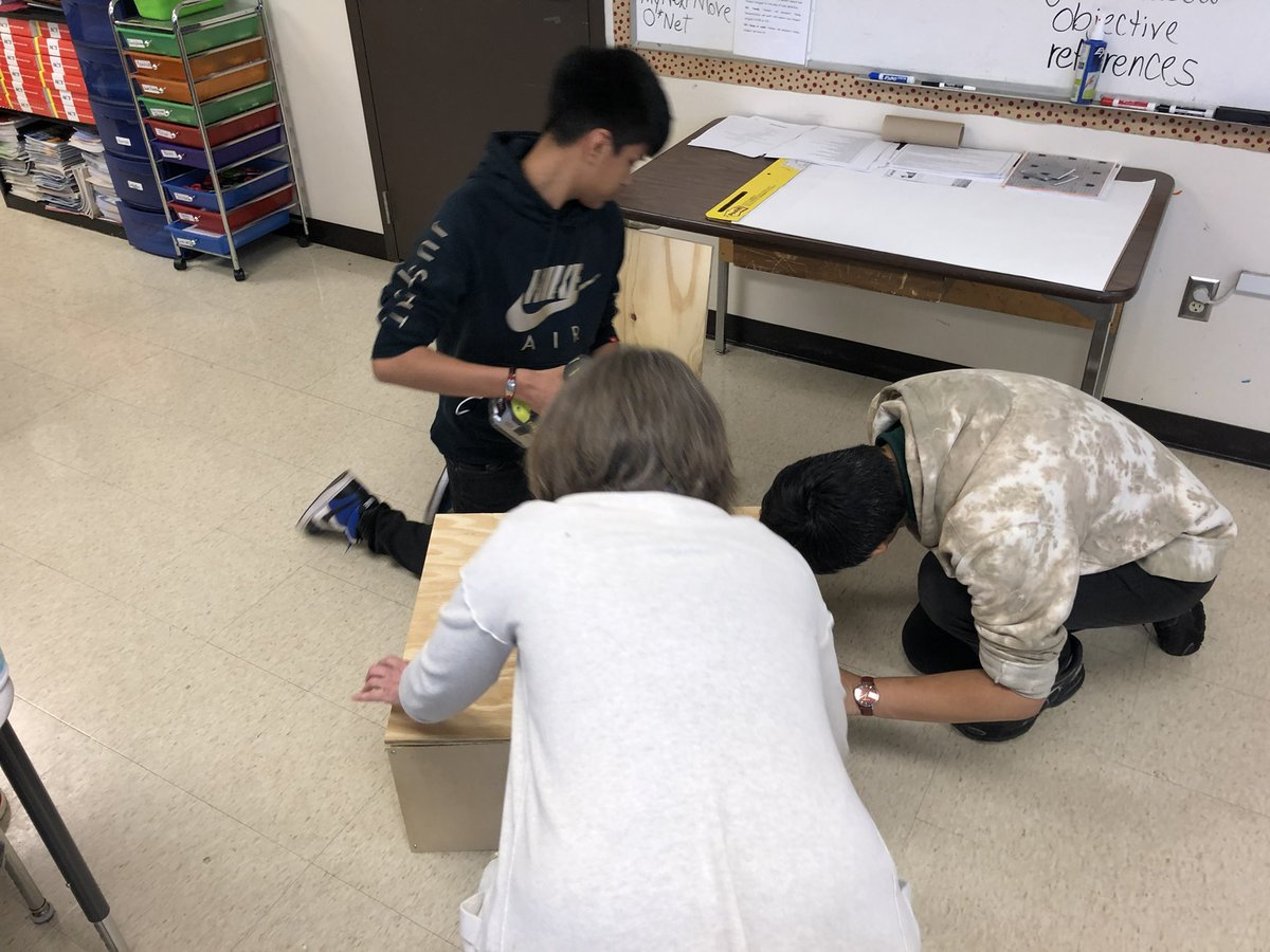 JCM_ECH's tweet photo. On Fridays we build a #BlessingBox for our JCM-ECH community! These students are awesome @suptking @JMCSchools π―π― ππ https://t.co/AuxUDWjrCe