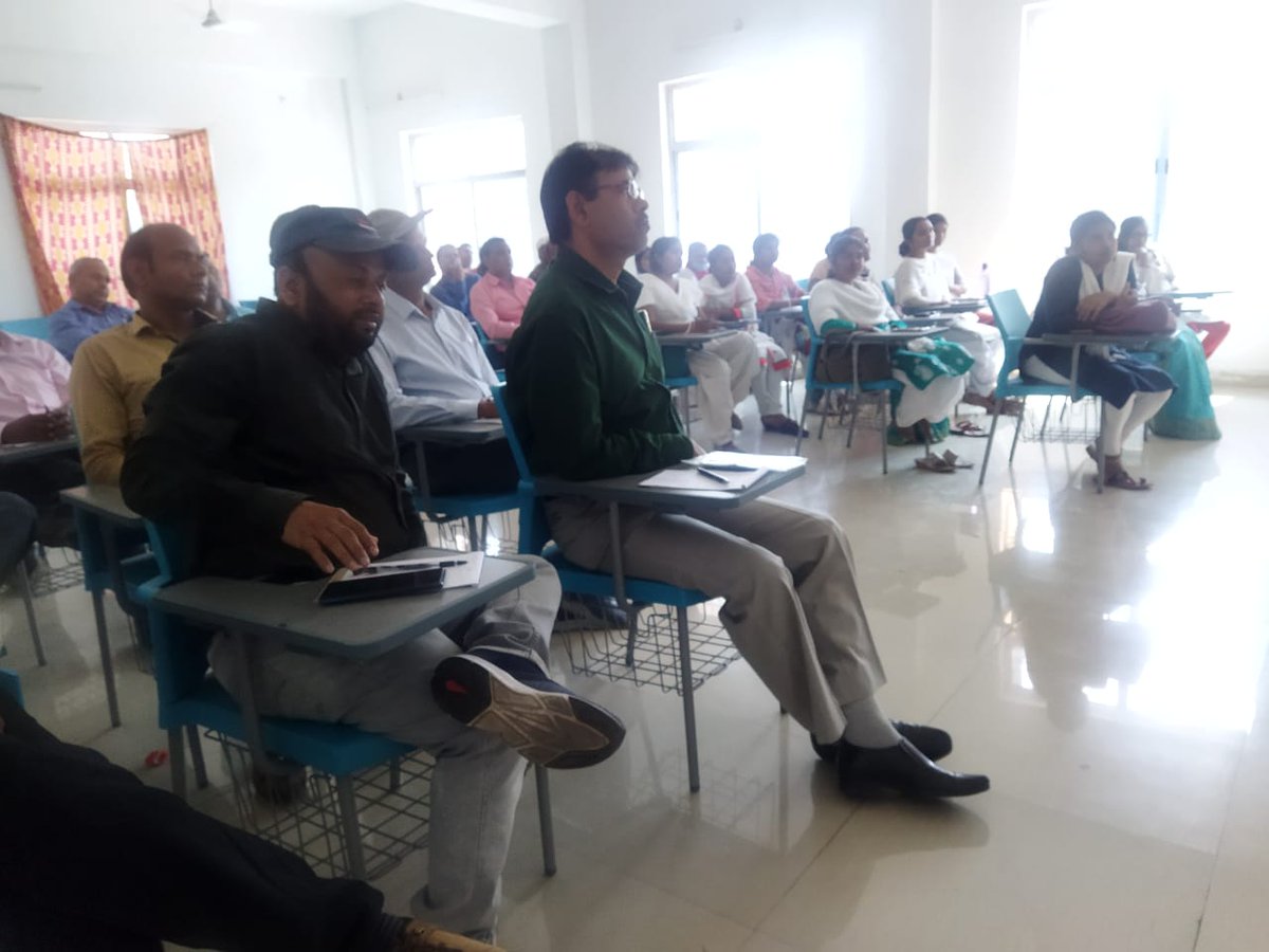 BankaDto's tweet photo. Refresher training of RBSK Team. https://t.co/Z1niCzzGo7