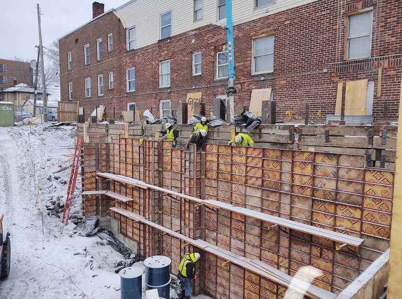 JXTA_ARTS's tweet photo. We are leveling up! Youβre looking at the bones of our soon-to-be new building. π We may be under construction, but weβre over-the-moon happy for this next chapter. ππΎππ
Photo credit: Element Commercial Real Estate
#NewBuildingWhoDis #JXTA https://t.co/RvQQVnRpLl