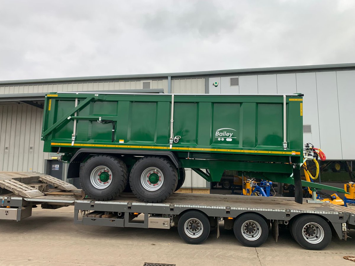 Doubleday Group tweet media