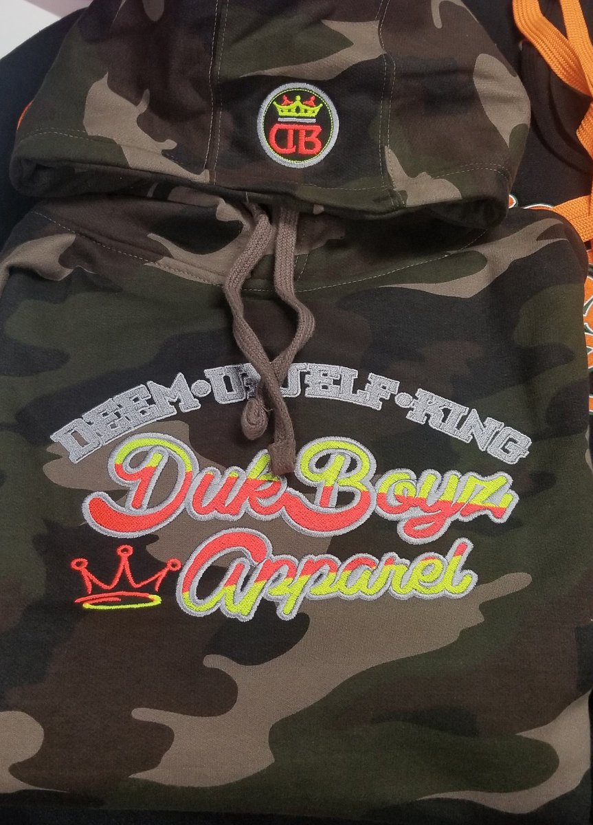 DeemUrselfKing's tweet photo. Invested into the #embroidery manufacturing business while building a brand that would raise pride of us on us. I DEEMED MYSELF KING &amp; my brand pushes u to #DeemUrselfKing.. #DukBoyzApparel Exclusively #AtTheBag @TheSharkDaymond @DapperDanHarlem @BennyBsf @MrChuckD  #Entrepreneur https://t.co/0WBINzmyn3