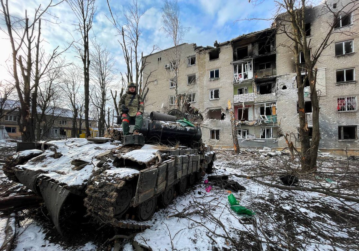События на украине сегодня последние сводки. Волноваха руины. Волноваха освобождение 2022г. Т 64 БВ В Волновахе.