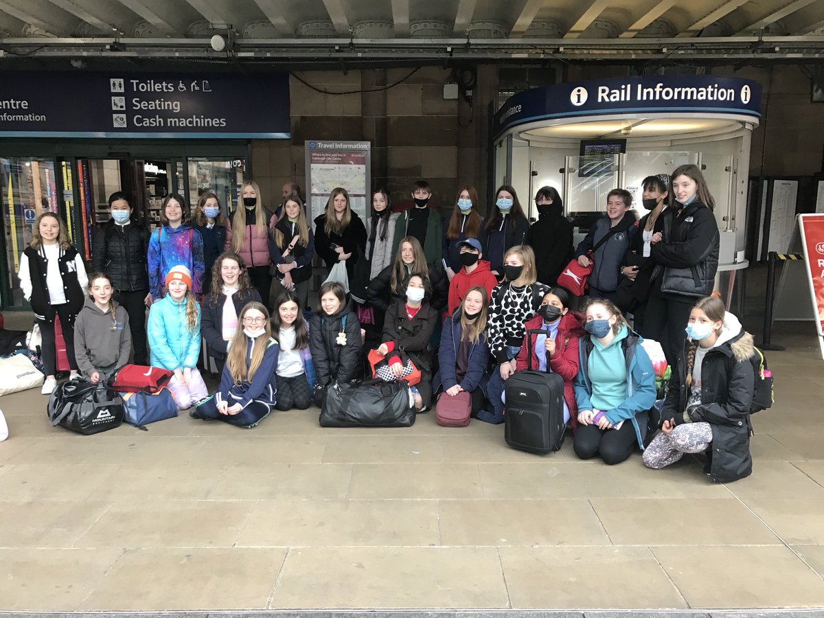 Tomorrow we will have 30 girls playing a ⁦<a href="/BritainLGFA/">Britain LGFA🏐</a>⁩ tourney ⁦<a href="/GaelLondain/">Gael Londain</a>⁩, U15 boys playing ⁦<a href="/TirConaillHarps/">Tir Conaill Harps</a>⁩ in Glasgow &amp; U18 girls playing with ⁦⁦<a href="/DunedinCGFC/">Dunedin Connollys</a>⁩ against ⁦<a href="/rgugaa/">RGU GAA</a>⁩ ladies, who also have 2 of our players! #gettingstrong