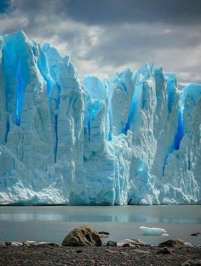sanju_shr__'s tweet photo. Greenland. https://t.co/naubW5yS7u