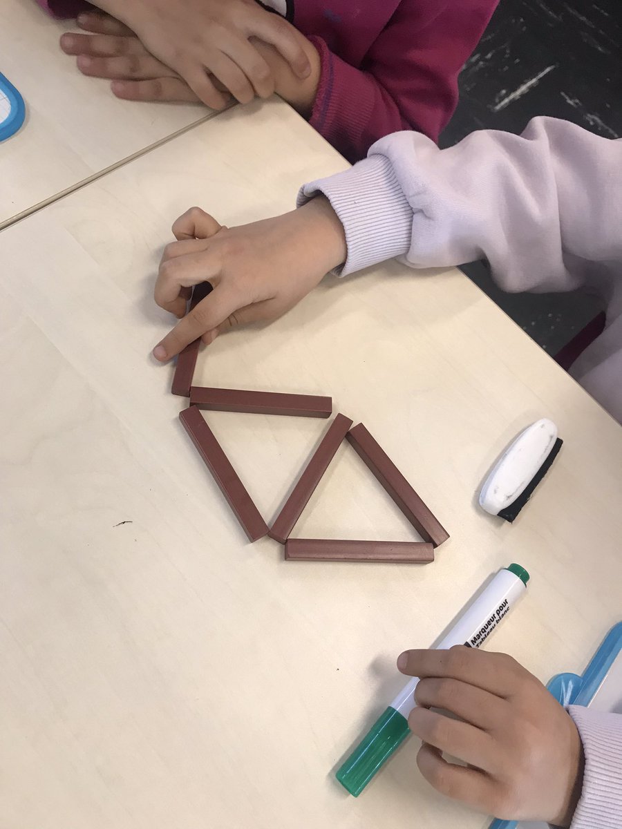 CpJoliot's tweet photo. Semaine des mathématiques avec Géo et Gebra. Plaisir de faire des mathématiques. Merci à la Mission Mathématiques @SylNugues pour leurs défis au top! #SemaineDesMathematiques https://t.co/4cjrsnZXhq