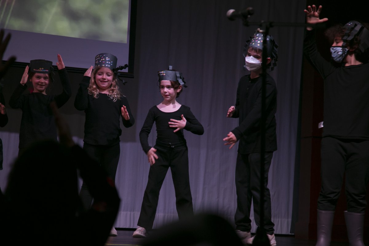 McDonoghSchool's tweet photo. First graders were the cutest bunch of worms, bats, snakes, and spiders we’ve ever seen as they performed “Squirm!” for an audience of family and friends yesterday!
See all the photos and watch the performance: https://t.co/vb2PqpR4gX
#mcdperformingarts #joyinlearning https://t.co/7KMOtGC5cA