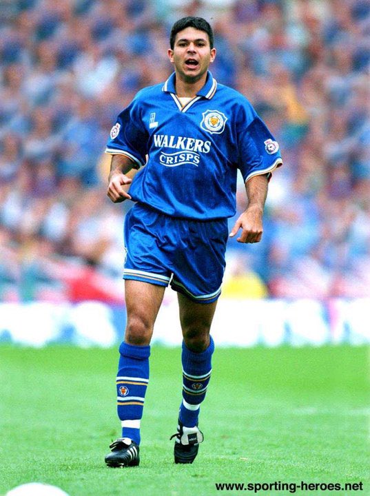 City90s's tweet photo. Steve Corica, 16 appearances and 2 goals for the Foxes. 1 of those coming in an opening day victory at Sunderland in 1995. Injuries hampered his City career before he moved on to Wolverhampton Wanderers under Mark McGhee. https://t.co/FcS22XL20Y