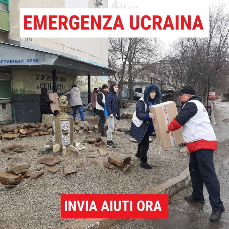 MSF_ITALIA's tweet photo. EMERGENZA UCRAINA. Cosa puoi fare?
Con 20€ contribuisci all’acquisto di 10 medicazioni d’urgenza per curare le persone colpite da questa guerra.